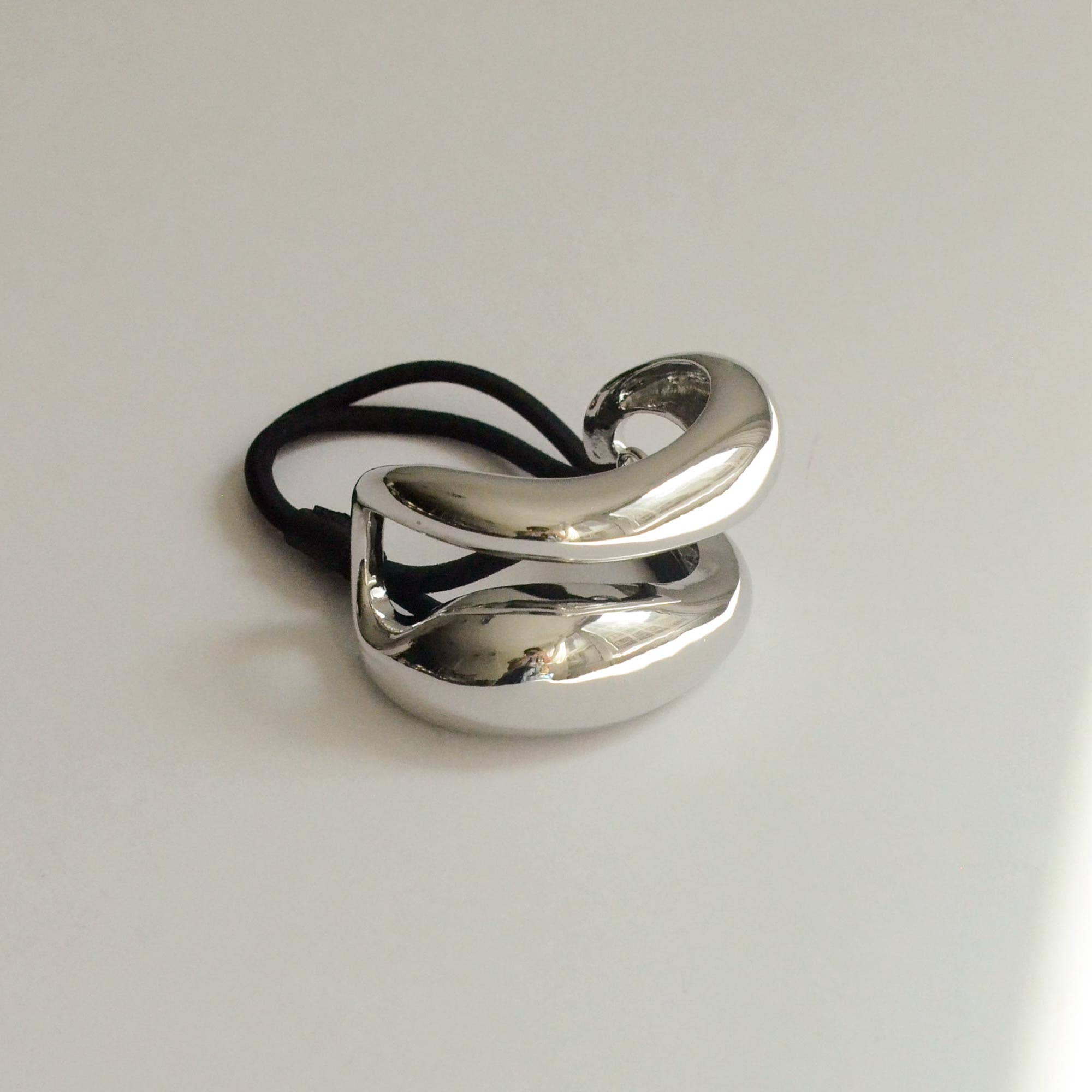 nar'sha - Wholesale Hair Tie - Wide Sculptured Metal Ponytail Hair Tie | Silver