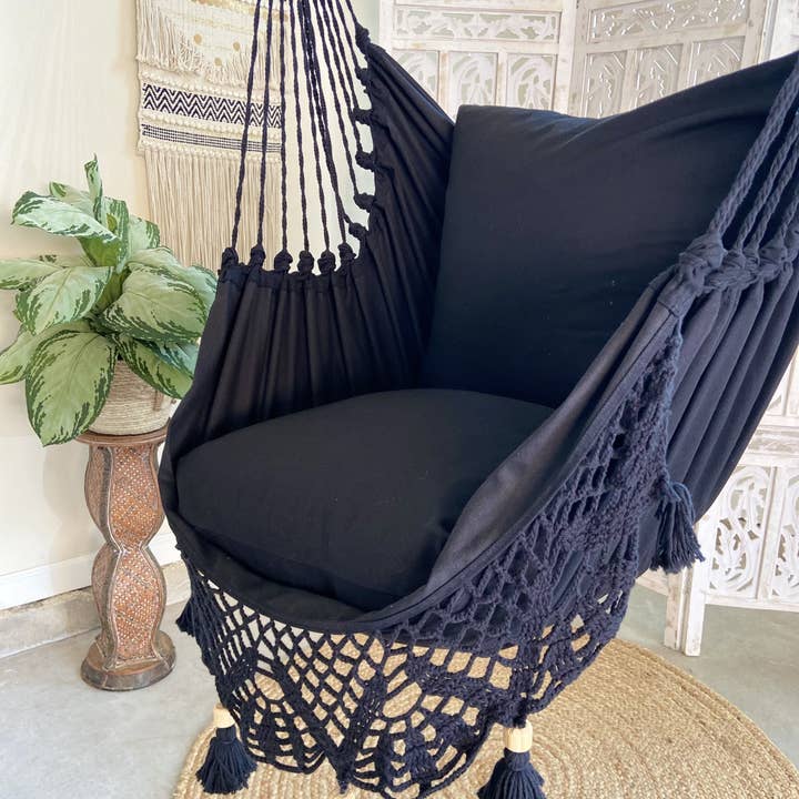 Limbo Imports Hammocks - Wholesale Schommel voor veranda - Zwarte Boho Gehaakte Hangstoel + 2 Kussenhoezen - Luxe2
