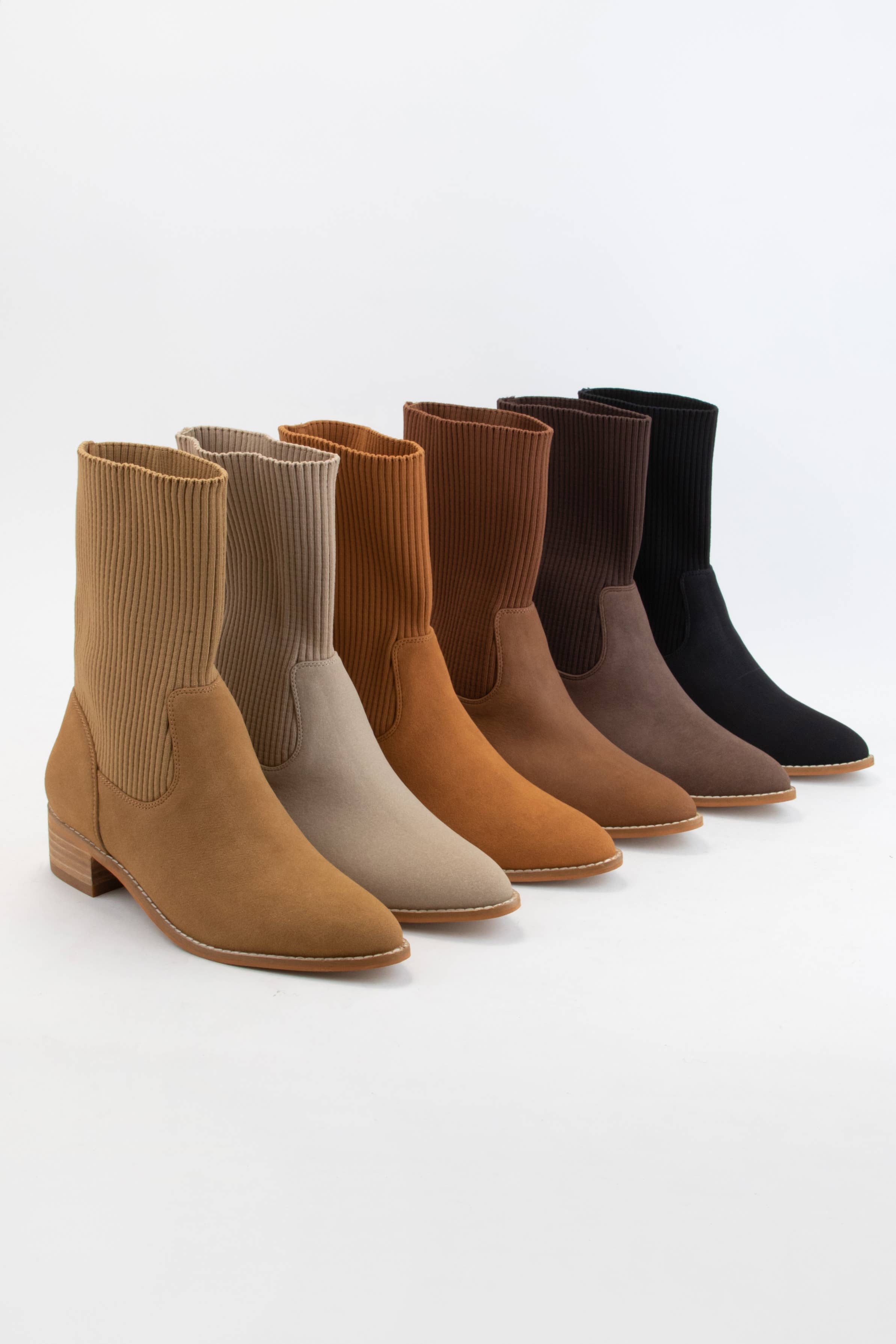 CCOCCI - Wholesale Laarsjes - Dames - MINIPAKKET COCOCCI | GEBREIDE LAARZEN MET OMGESLAGEN MANCHETTEN EN SPITSE NEUS6