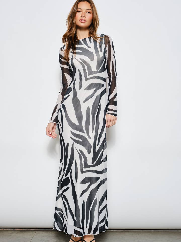 Robe maxi Sonia Zèbre pour la vente par Pretty Garbage