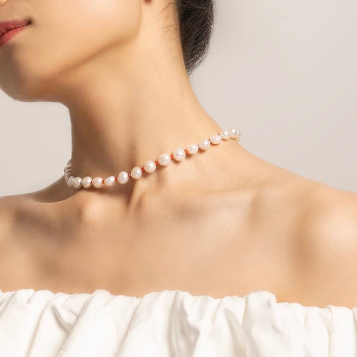 Leonor Pearl Necklace Gift for wholesale by Val Naïf