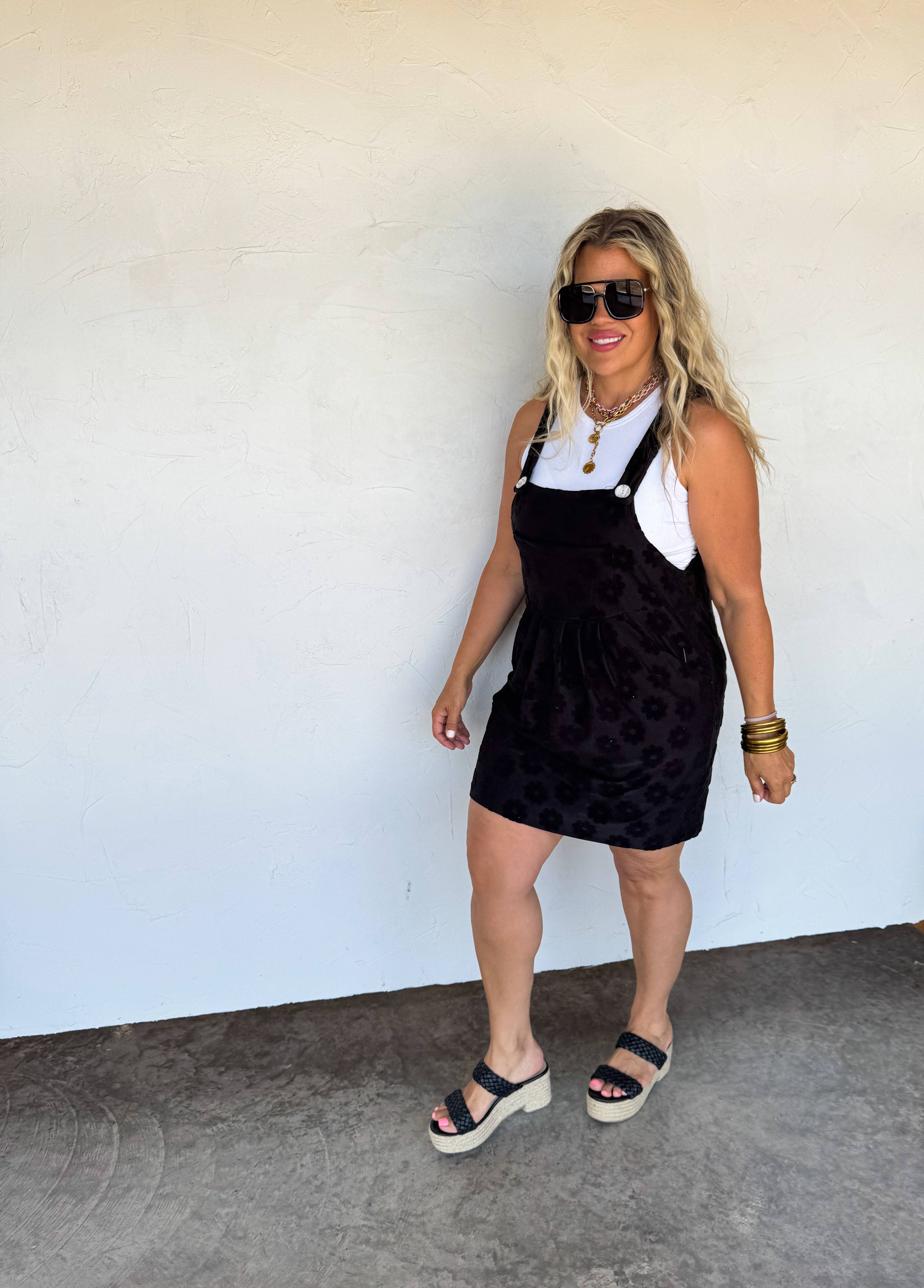 BLAKELEY - Wholesale Overalls - Women's - SUNSHINE & DAISIES OVERALL DRESS12