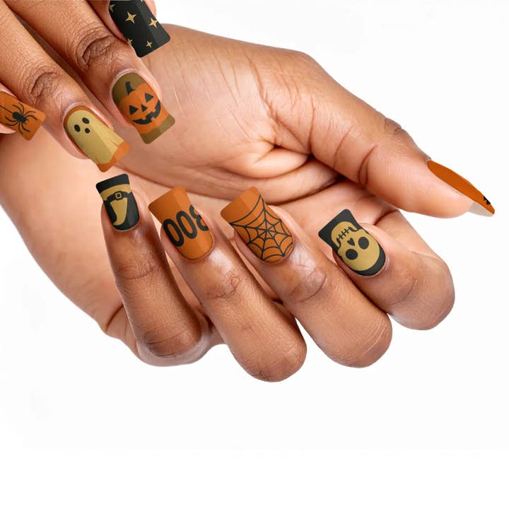 FYNE BODY - Wholesale Press-on/fake nails - Ghoul's Gold Glamour Halloween Press-On Nails5