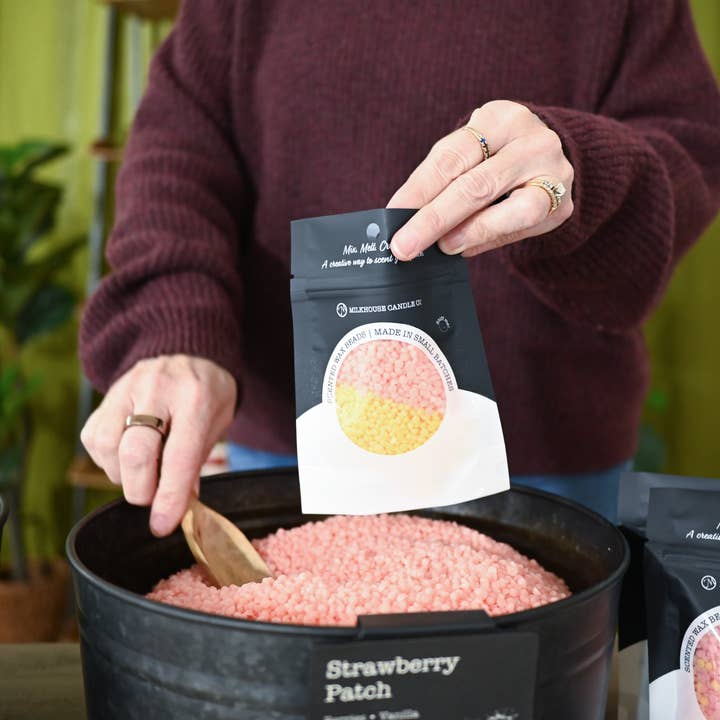 Milkhouse Candle Company - Wholesale Wax Melt - Candle Bar- 3.5 oz Fillable Bag 2