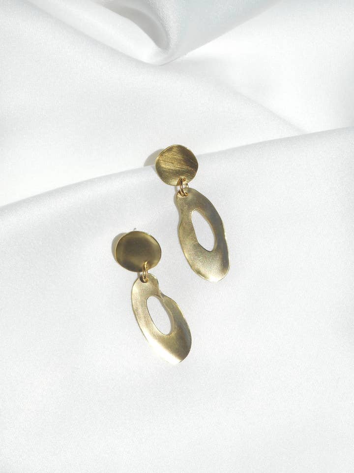Circular Earrings for wholesale by Dos Pinceles