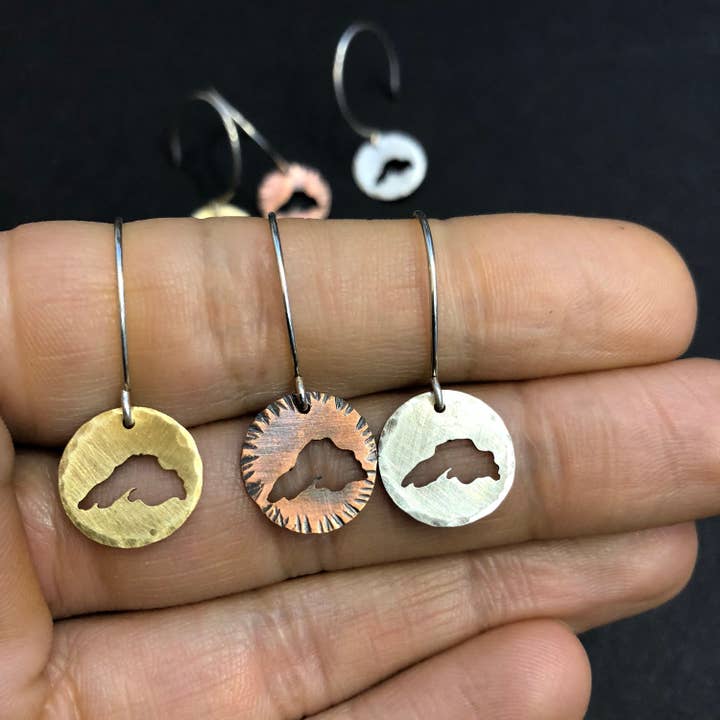 Boucles d'oreilles lac supérieur pour la vente par C Beulah B Jewelry