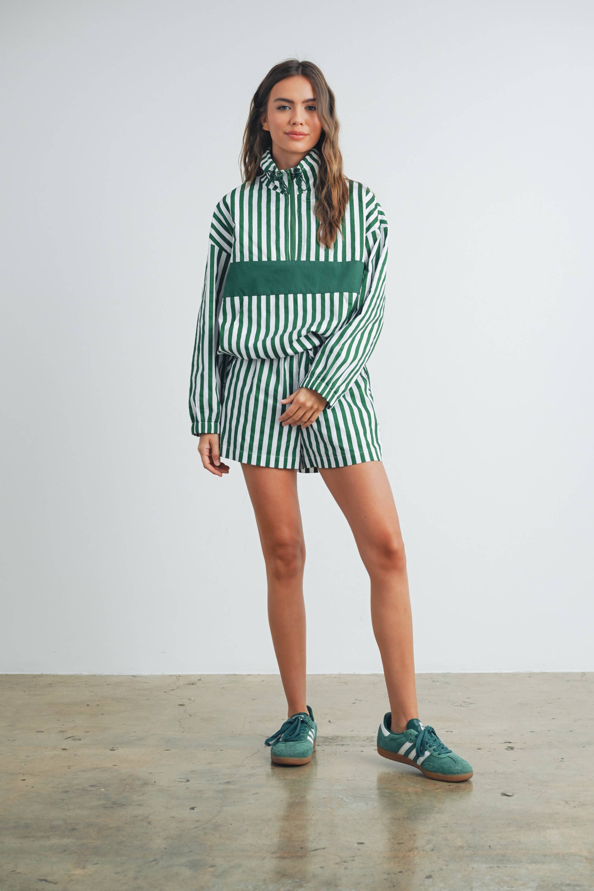 BUTTERMELON - Wholesale Sweatshirt - Women's - Drawstring Turtleneck Jacket - BMT75330