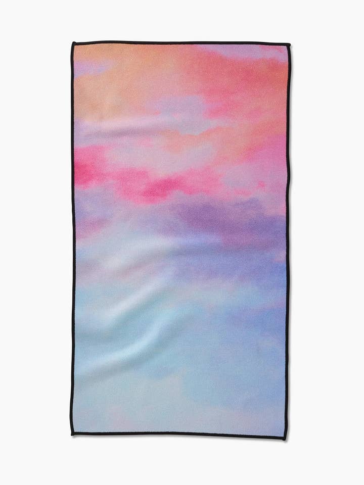 Serviette de fitness Magic In The Sky pour la vente par Geometry