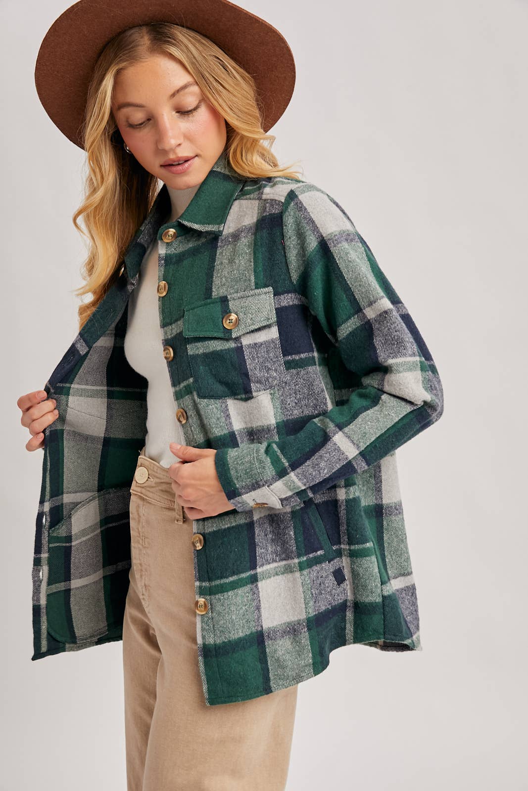 Bluivy - Wholesale Shirt Jacket/Shacket - Women's - FLANNEL PLAID SHACKET WITH POCKETS4