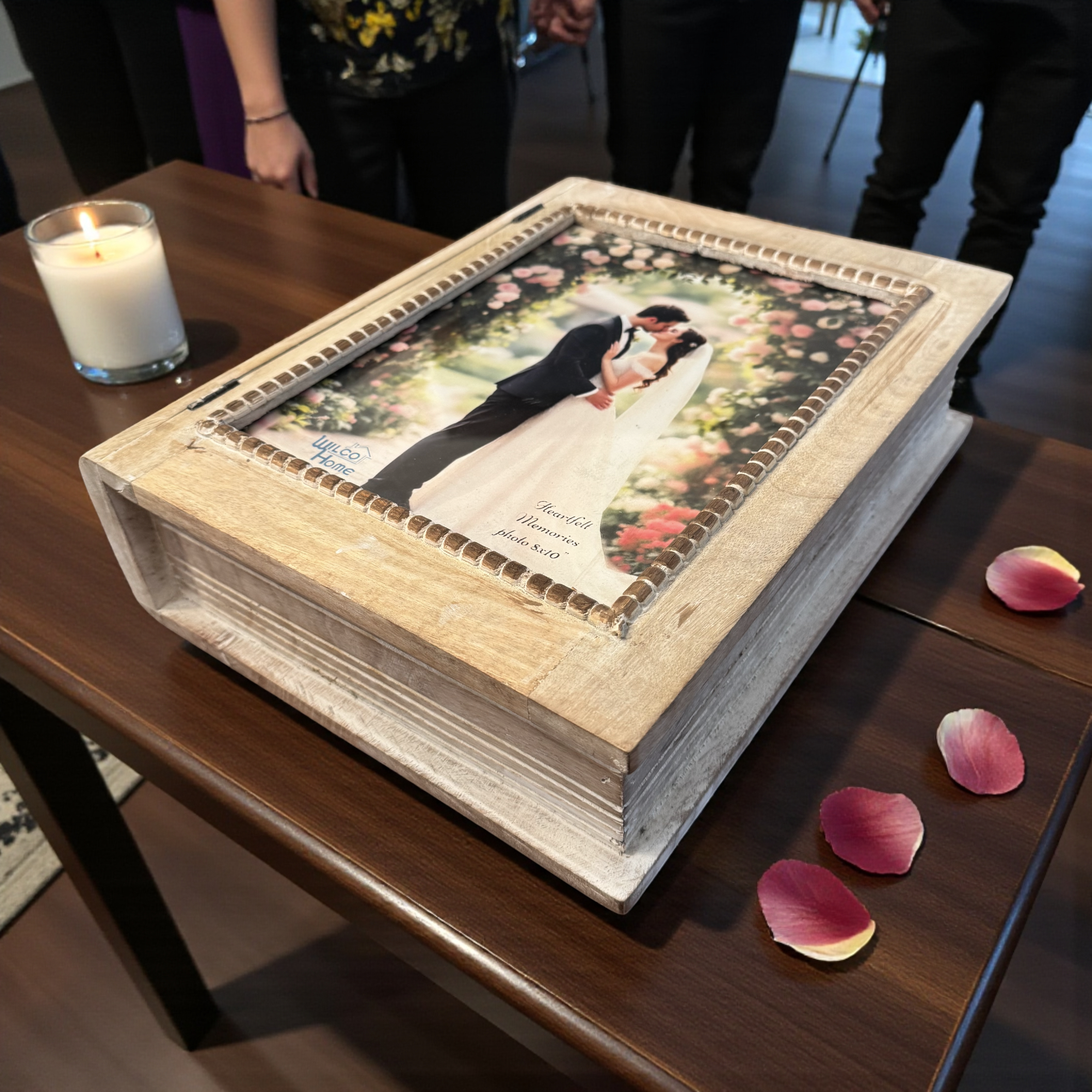 Wilco Home – wholesale Picture frame – Mango Wd Hinged Storage Box with Framed 8x10" Photo Display4