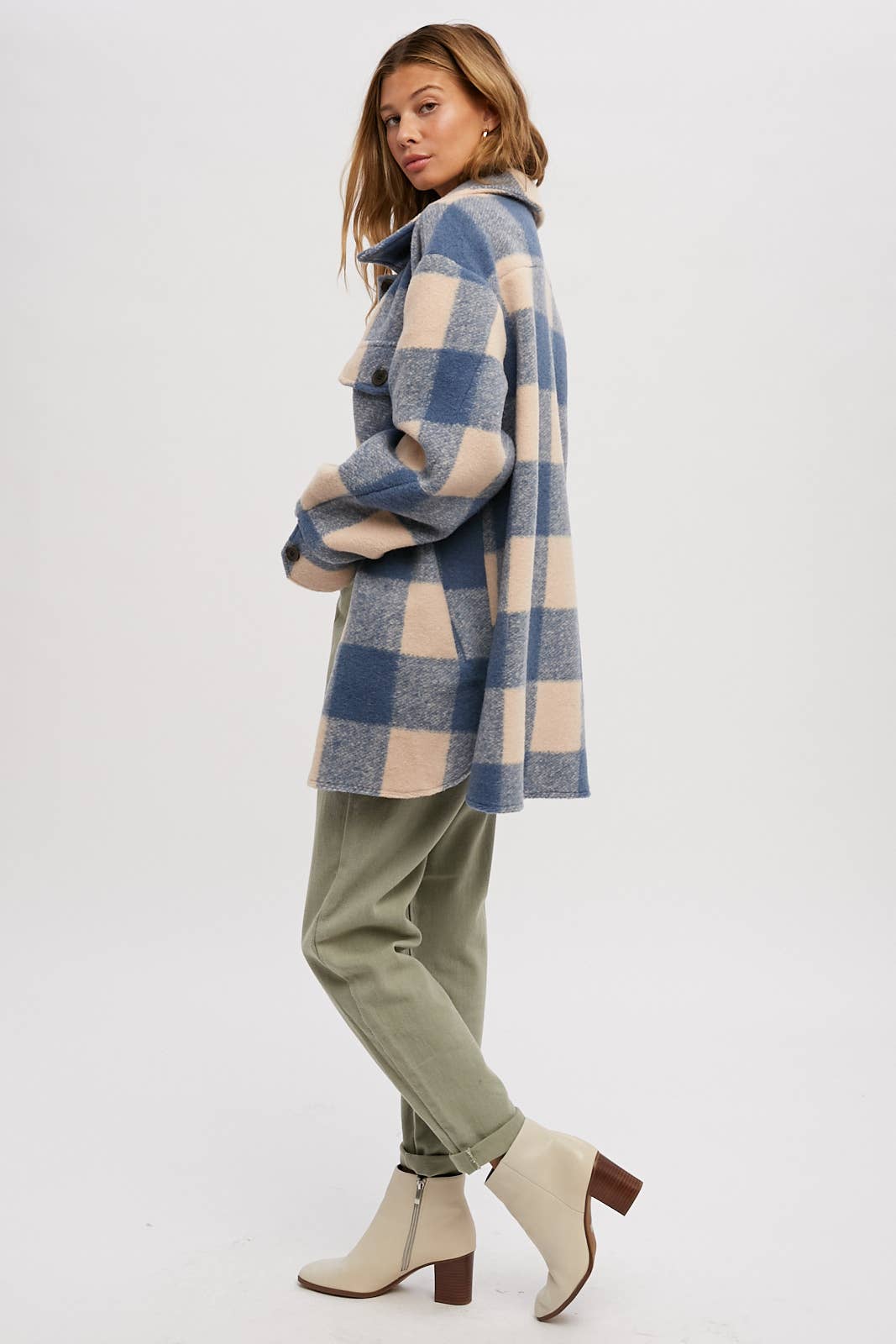 Bluivy – wholesale Rock - Dam – BORSTAD RUTIG ÖVERDIMENSIONERAD KAPPA21