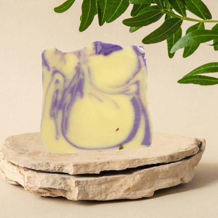 LAVENDER BRINE SOAP for wholesale by Kleine Auszeit Manufaktur