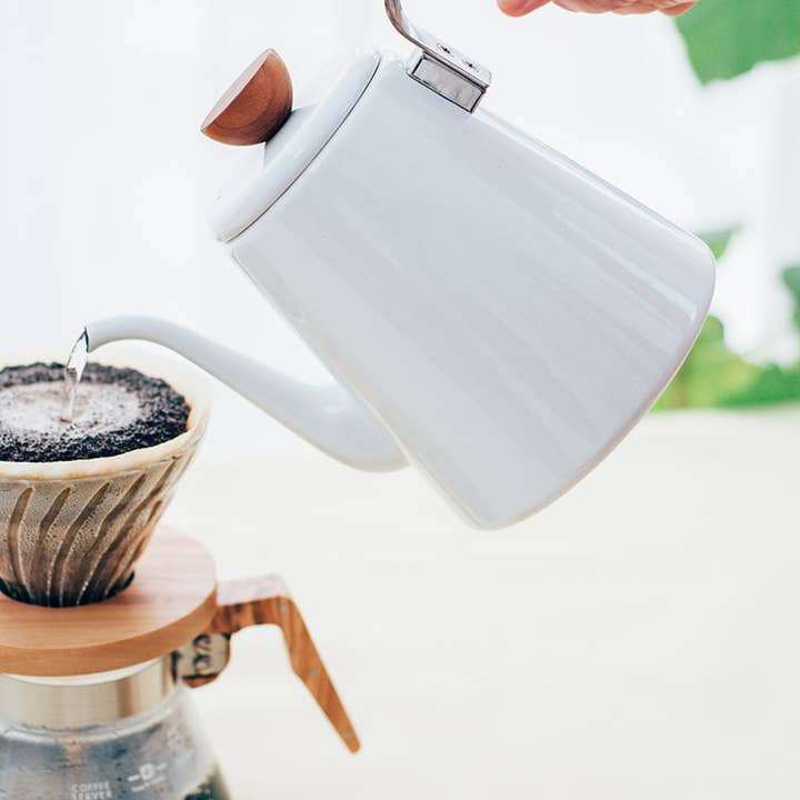 HARIO USA - Wholesale Kettle - "Bona" Enamel Pour Over Coffee Kettle 800mL25