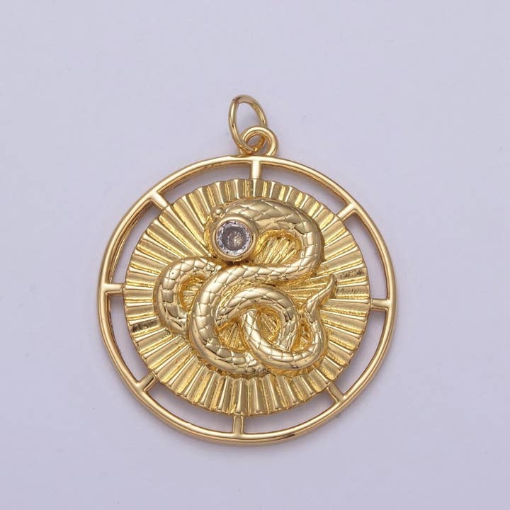 Ciondolo Rotondo Aperto 30mm a Forma di Serpente Serpeggiante con Raggi di Sole in Oro Riempito 14K | N748 per la vendita all'ingrosso da parte di Aim Eternal