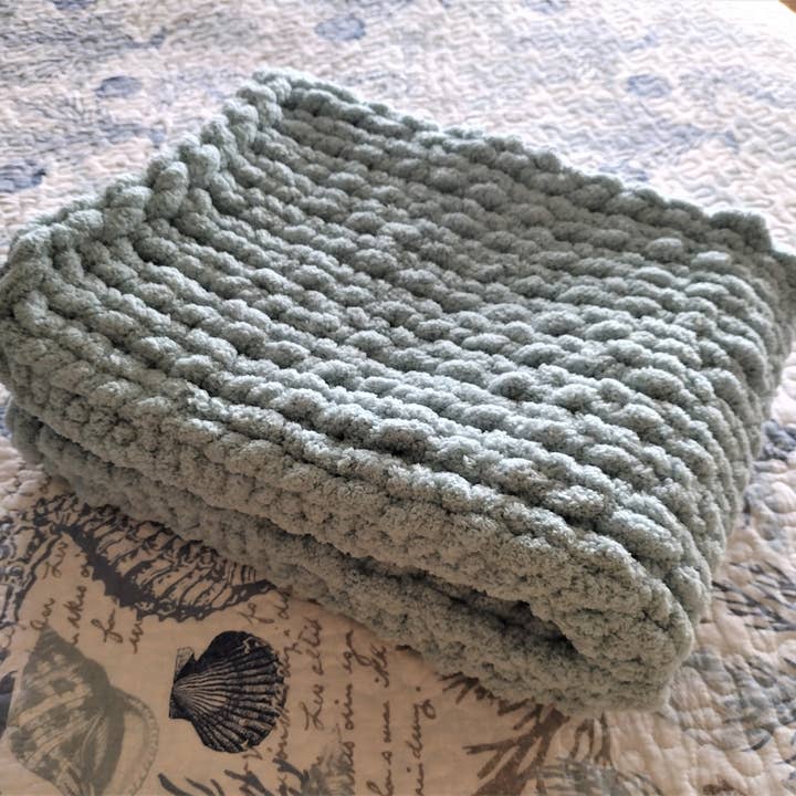 Outer Banks Treasure - Wholesale Bedding Blanket - Kids & Baby - Chunky Knit Handmade Toddler and Baby Blankets Solid Colors7