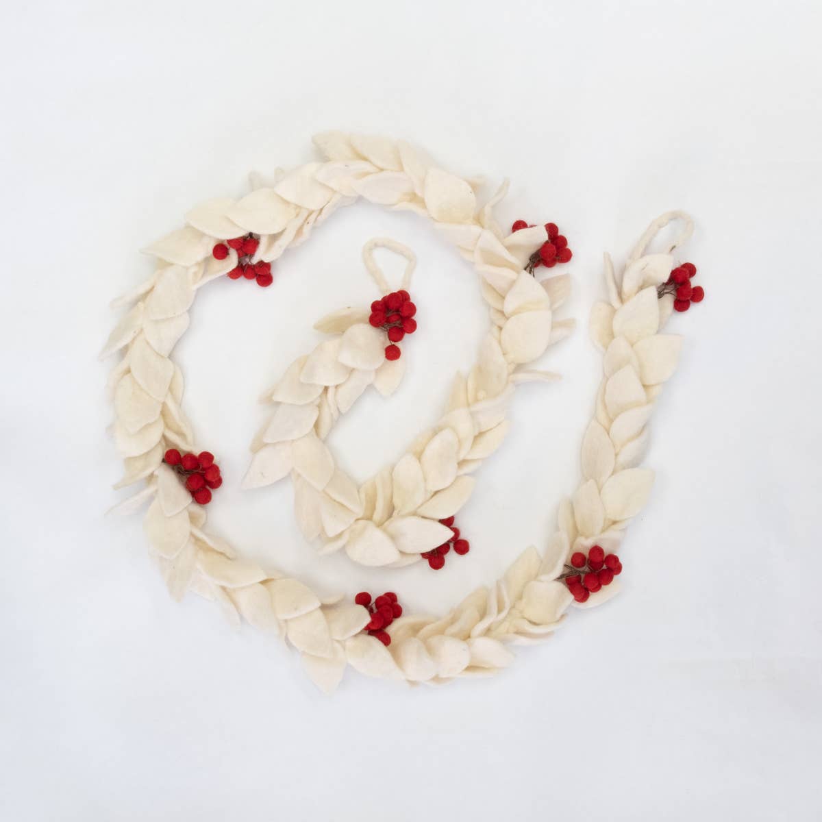 The Winding Road - Wholesale Bunting/Garland - Garland - White Mistletoe - Christmas Decor