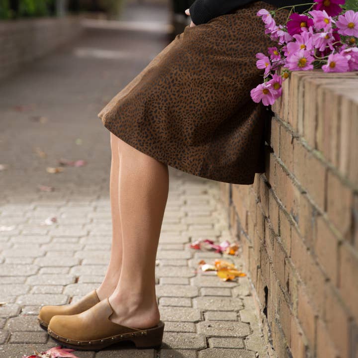 Love of Clogs - Wholesale Clogs – Women's - Gitte Brown Clogs | Crazy Horse Leather2