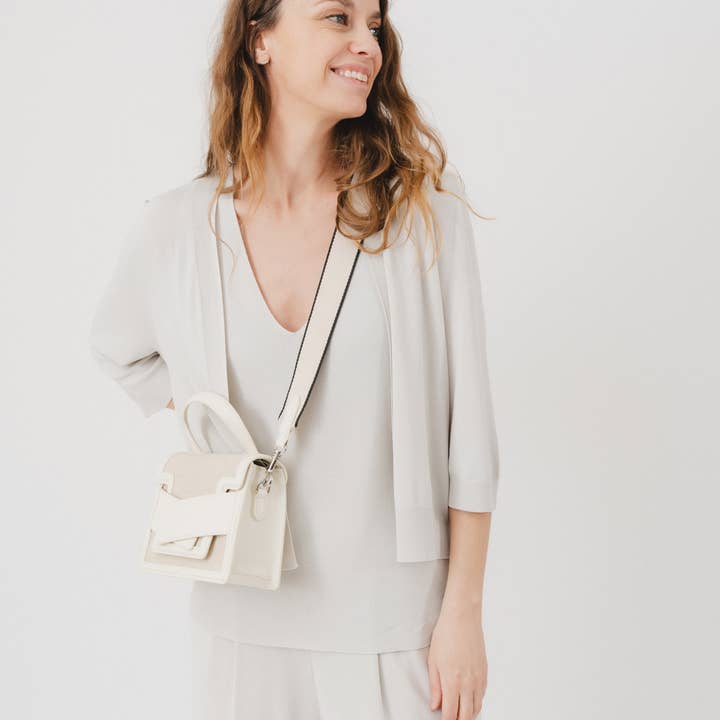 JULIA PARIS – Großhandel Messenger Bag – Damen – Canvas-Tasche mit Handgriff und Schulterriemen aus Leder4