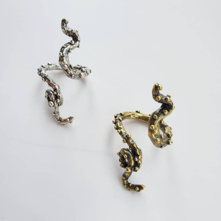 Bague Tentacule pour la vente par Daisy Metalworks
