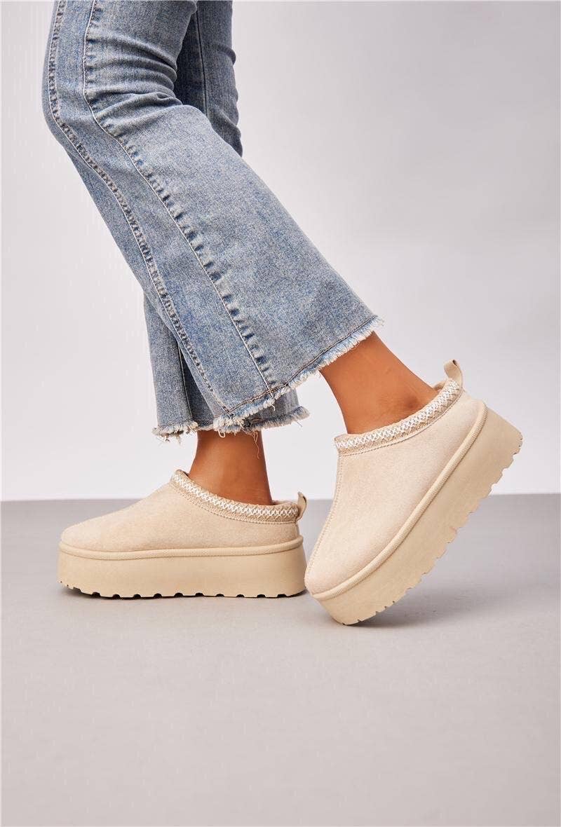 No Doubt Shoes - Wholesale Slippers - Women's - Faux Fur lined Embroidered Platform Slippers Ankle Boots 0