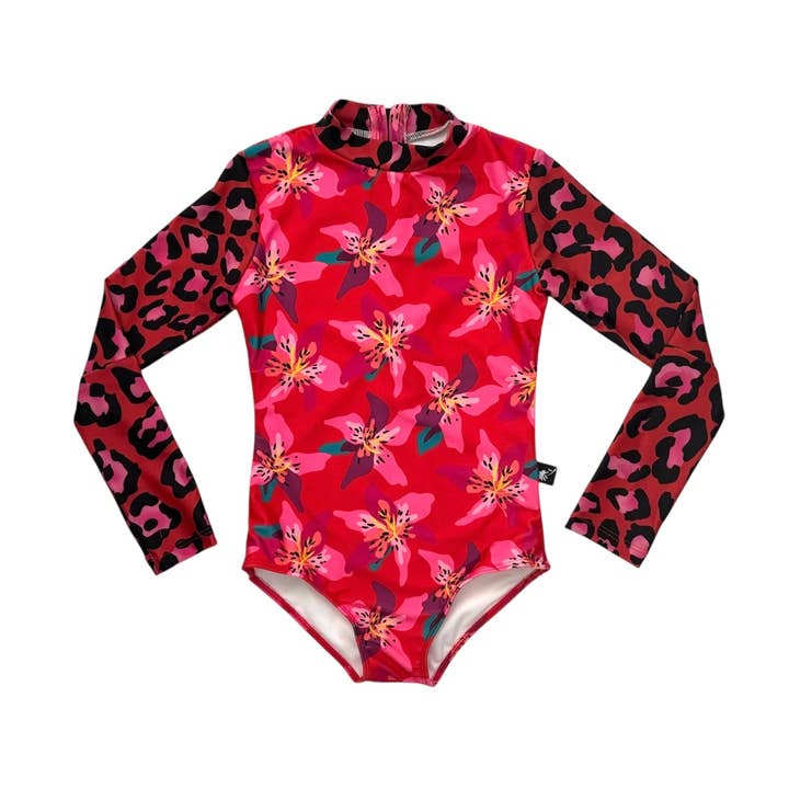 Costume une pièce SHRED pour filles pour la vente par The Salty Grom