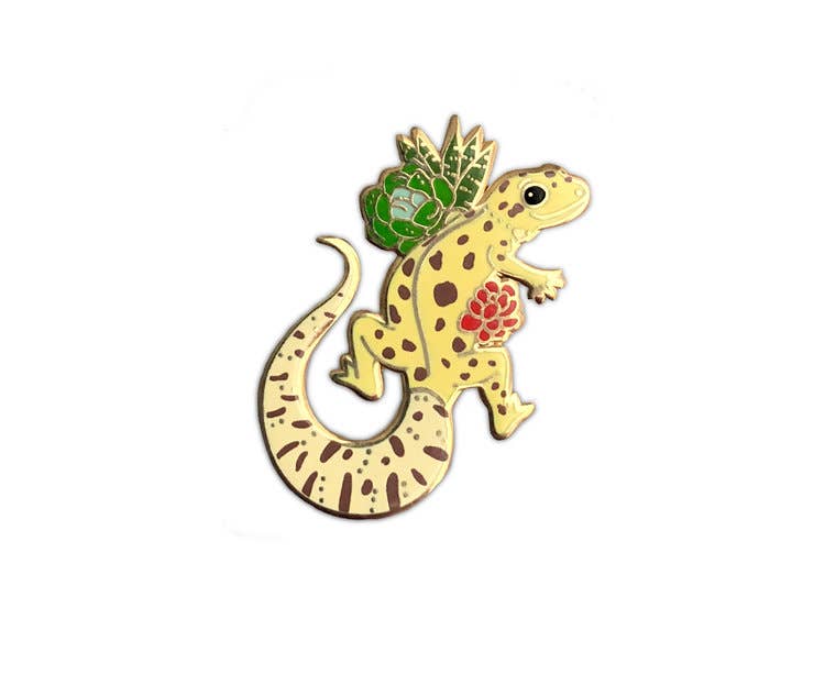 The Crowned Rabbit - Wholesale Lapel Pin/Button - Yellow Spotted Gecko Enamel Pin