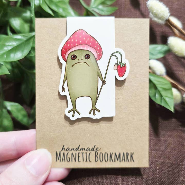 Segnalibro magnetico con motivo a forma di rana di pioggia a tema fragola per la vendita all'ingrosso da parte di Salt Birch