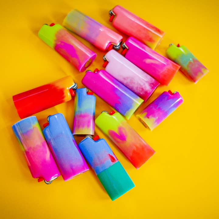 Resin at the Disco – Großhandel Feuerzeug – Gino Feuerzeughalter aus Harz mit austauschbarem Bic-Feuerzeug4