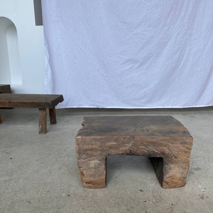 Office Objets - Wholesale Stool - Raw monoxyle organic Asian teak stool71