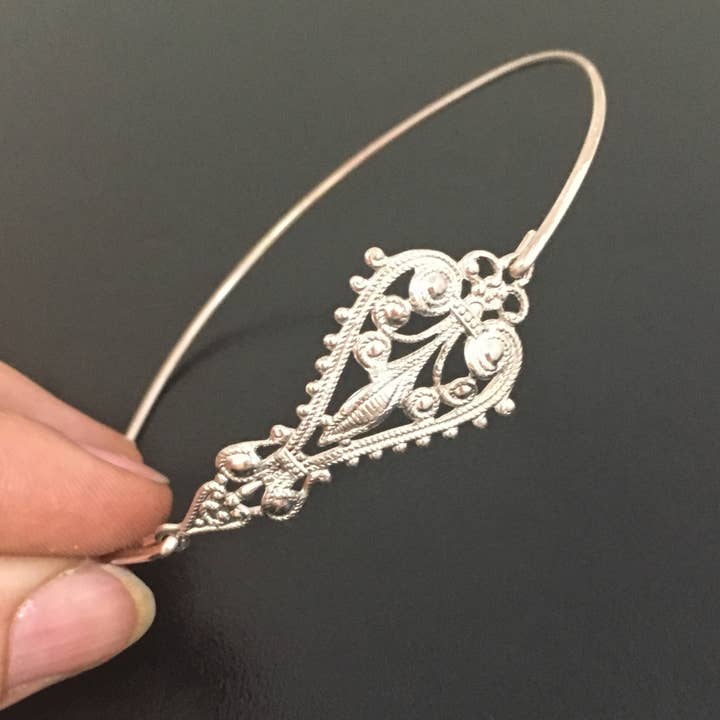 Bracelet jonc bohème Gypsy pour la vente par Frosted Willow