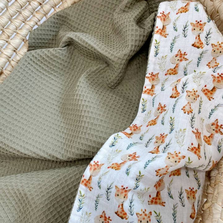 Baby waffle blanket - olive giraffes for wholesale by Natural Cuddles