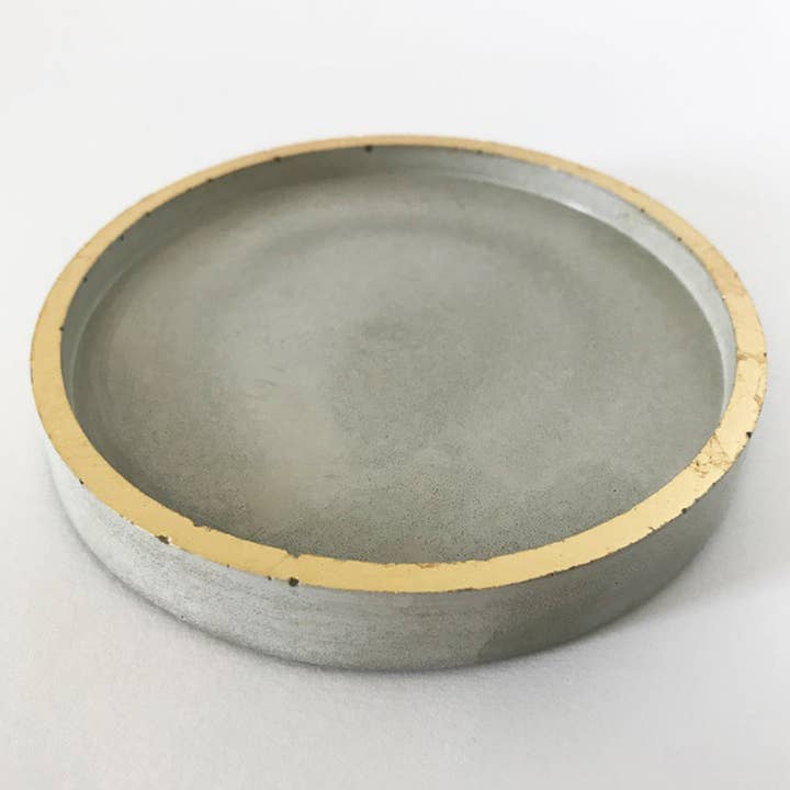 Round concrete trinket dish - Gold for wholesale by Anie Studio