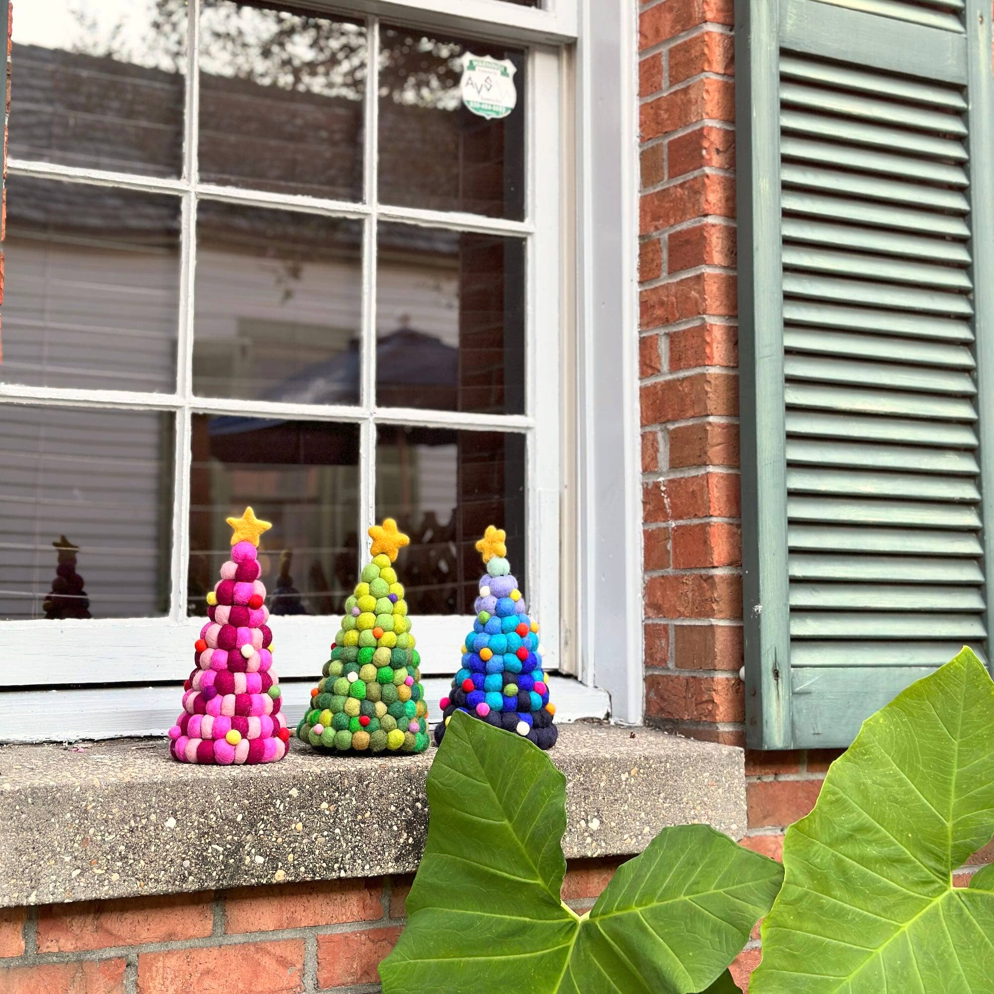 Ganapati – wholesale Juldekoration – Julgran av filtbollar från Ganapati2