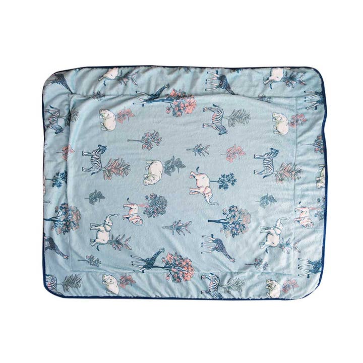 Stylish Hound - Wholesale Pet blanket – Dog - Safari Crate Blanket1