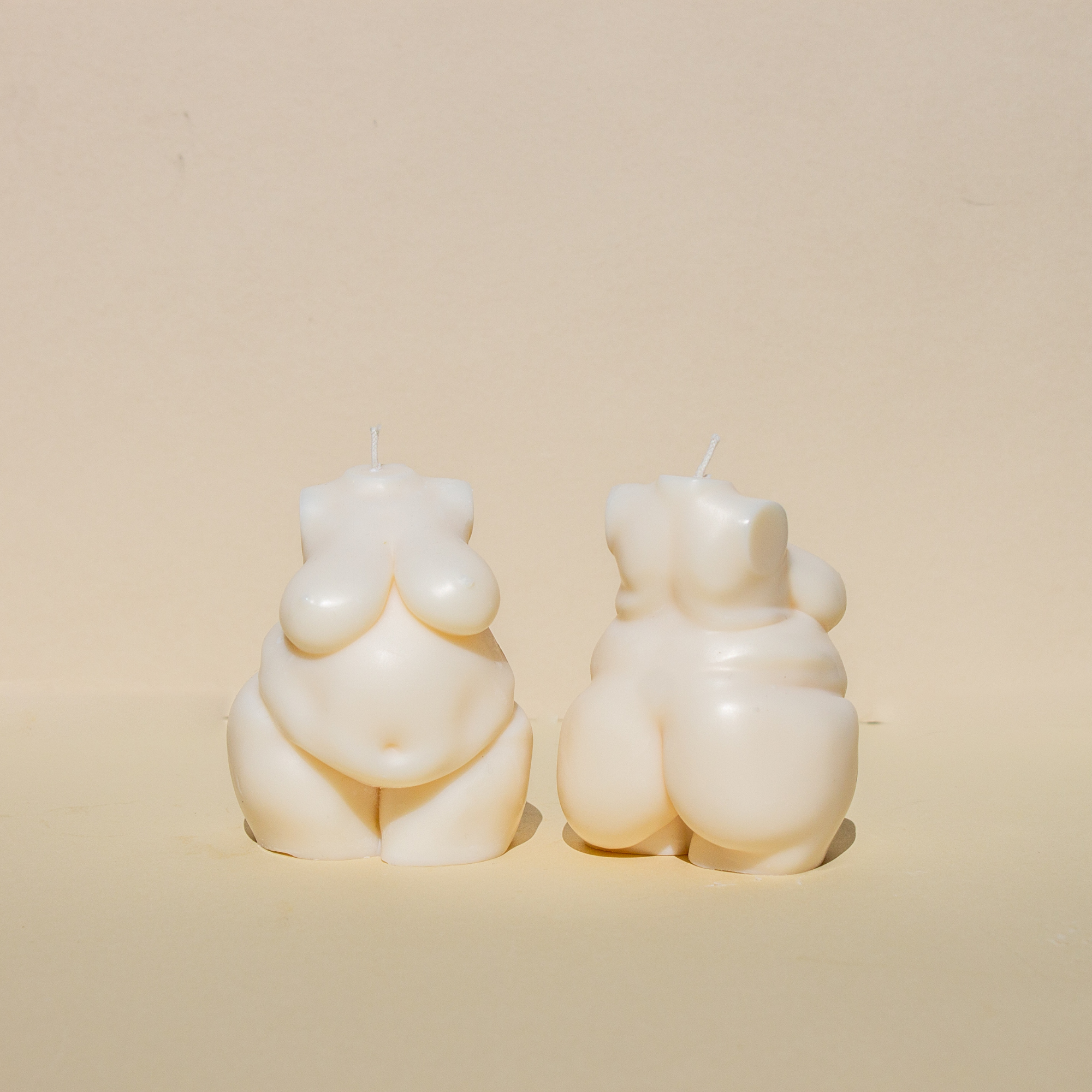 Lumi and Lois - Vente Bougies originales - Bougie corporelle féminine | Bougies Body Positive | Bougie Margot1