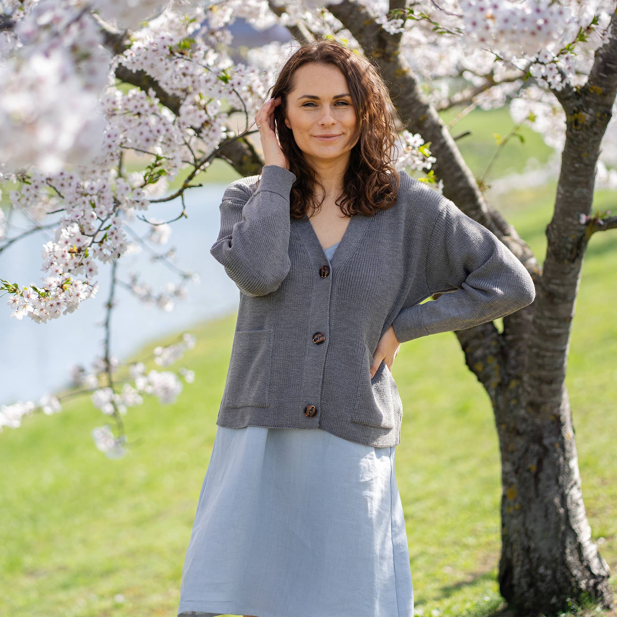 menique - Wholesale Cardigan - Women's - Women's Merino Wool Cardigan Hazel12