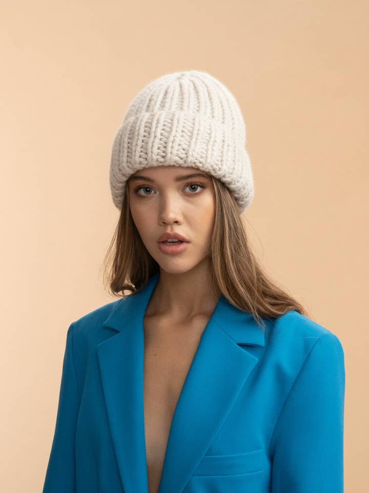 Chunky Knit Handmade Sans Pom for wholesale by Kyi Kyi