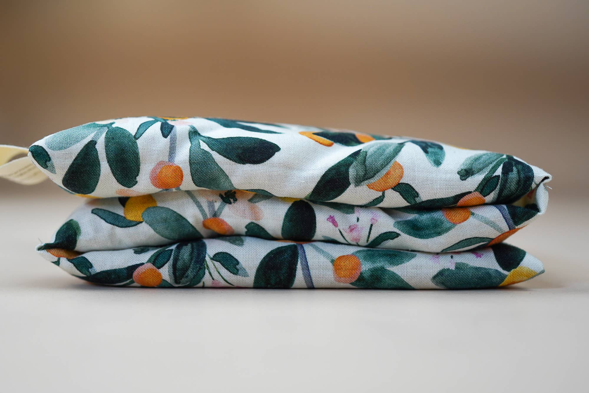 Tochter von Walter - Venta al por mayor Compresas de frío/calor - Almohadilla térmica naranja - cojín de granos con espelta orgánica3