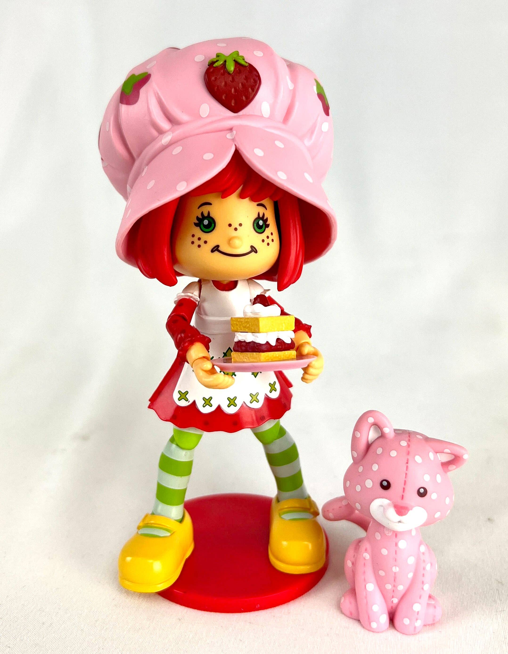 Boss Fight Studio Llc - Wholesale Figurine Toy - Kids - Strawberry Shortcake:  Premium Deluxe Figure6