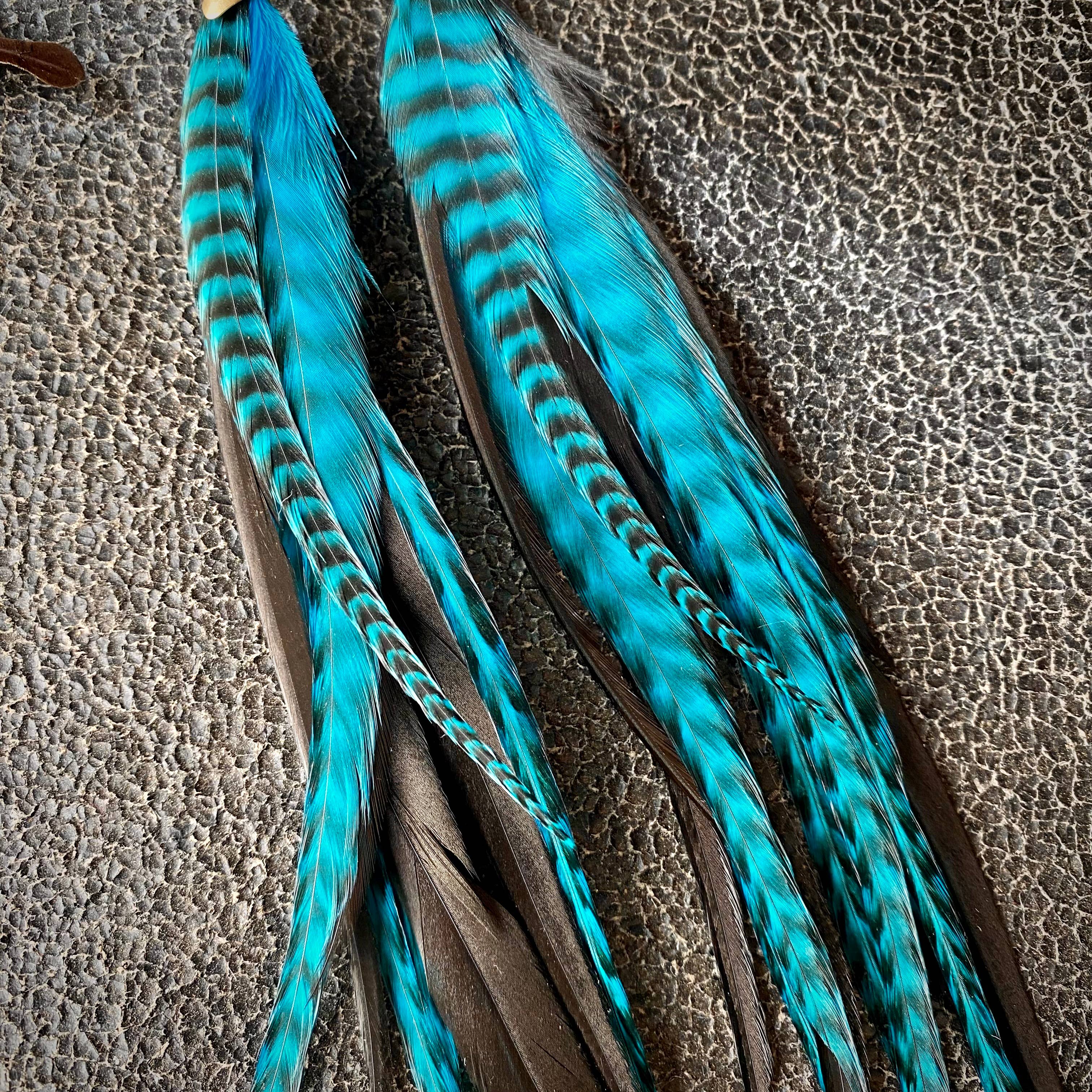 ASTALI - Venta al por mayor Pendientes colgantes - Pendientes largos con forma de pluma y cono, color turquesa y negro y dorado2