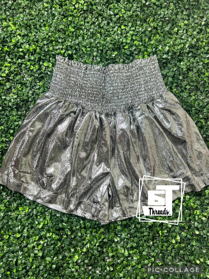 6j Threads LLC - Vendita all'ingrosso Pantaloncini - Donna - Pantaloncini Metallici....INGROSSO2