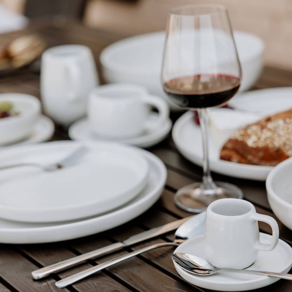 TABLESETTERS LIMITED - Wholesale Flatware Set - Oslo 18/0 Stainless Steel 16 Piece Flatware Set For 49