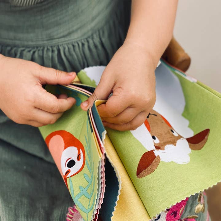 ThreadBear Design (Ship from Canada) - Wholesale Early Reader Book (6-8) - Brave As A Bear Rag Book9