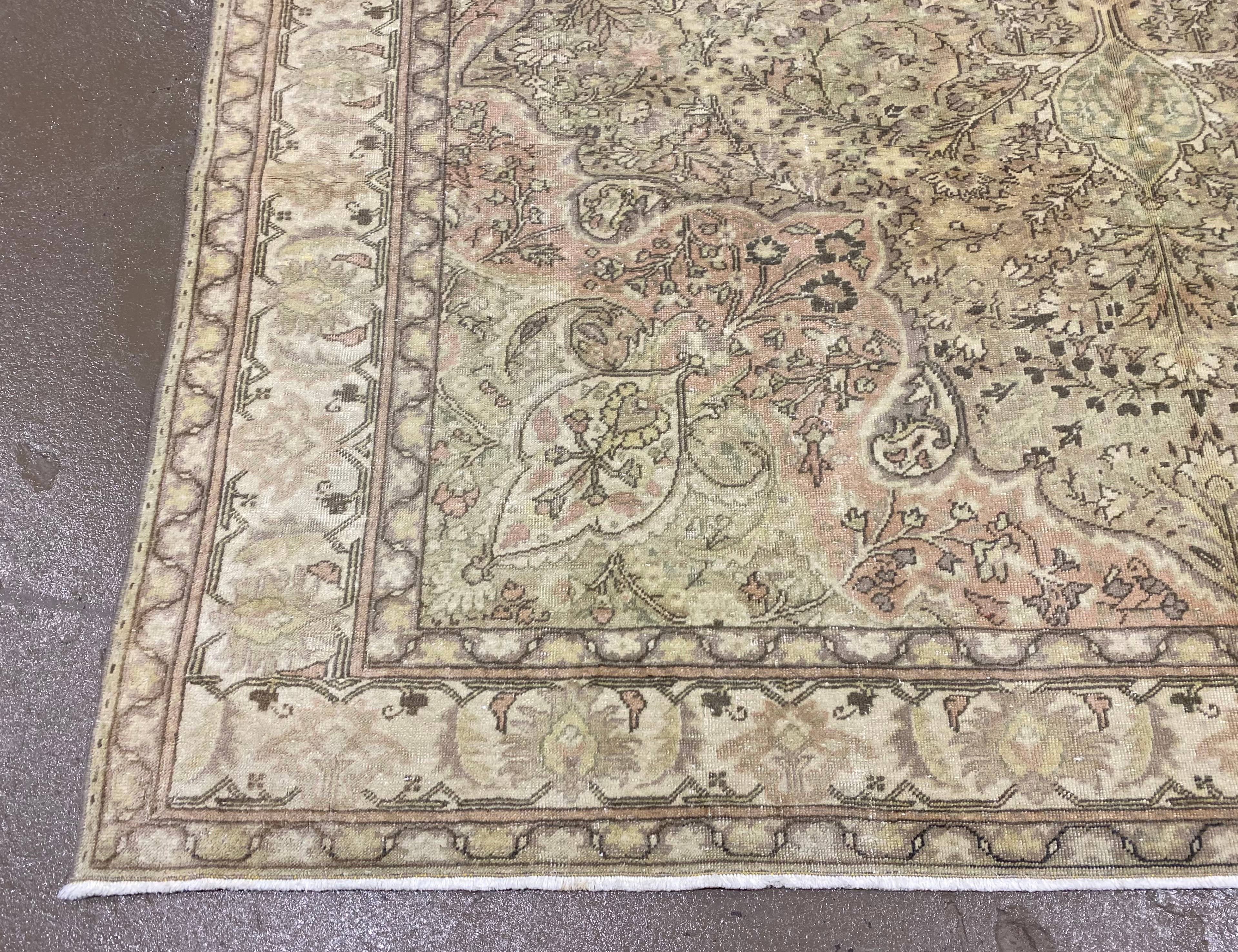 Vintage Loomz - Wholesale Area Rug - Vintage Turkish Kayseri Rug | 6.8 x 9.810