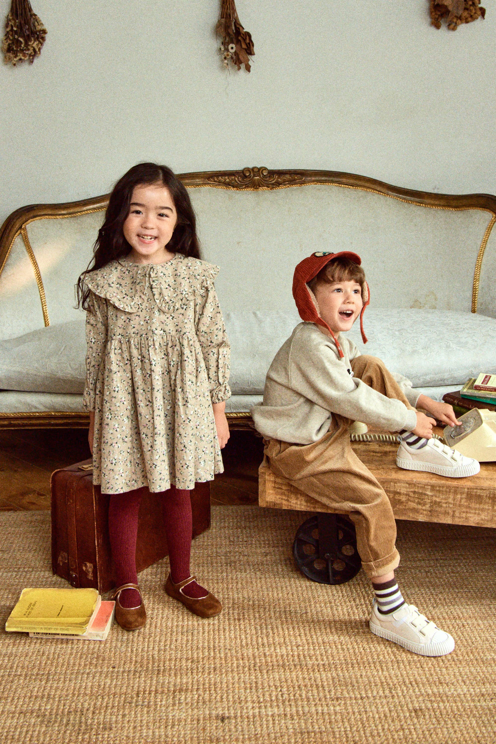 ToTo Heros - Wholesale Jurk - Kinderen - Bloemenprint jurk met kraag en mini tas1