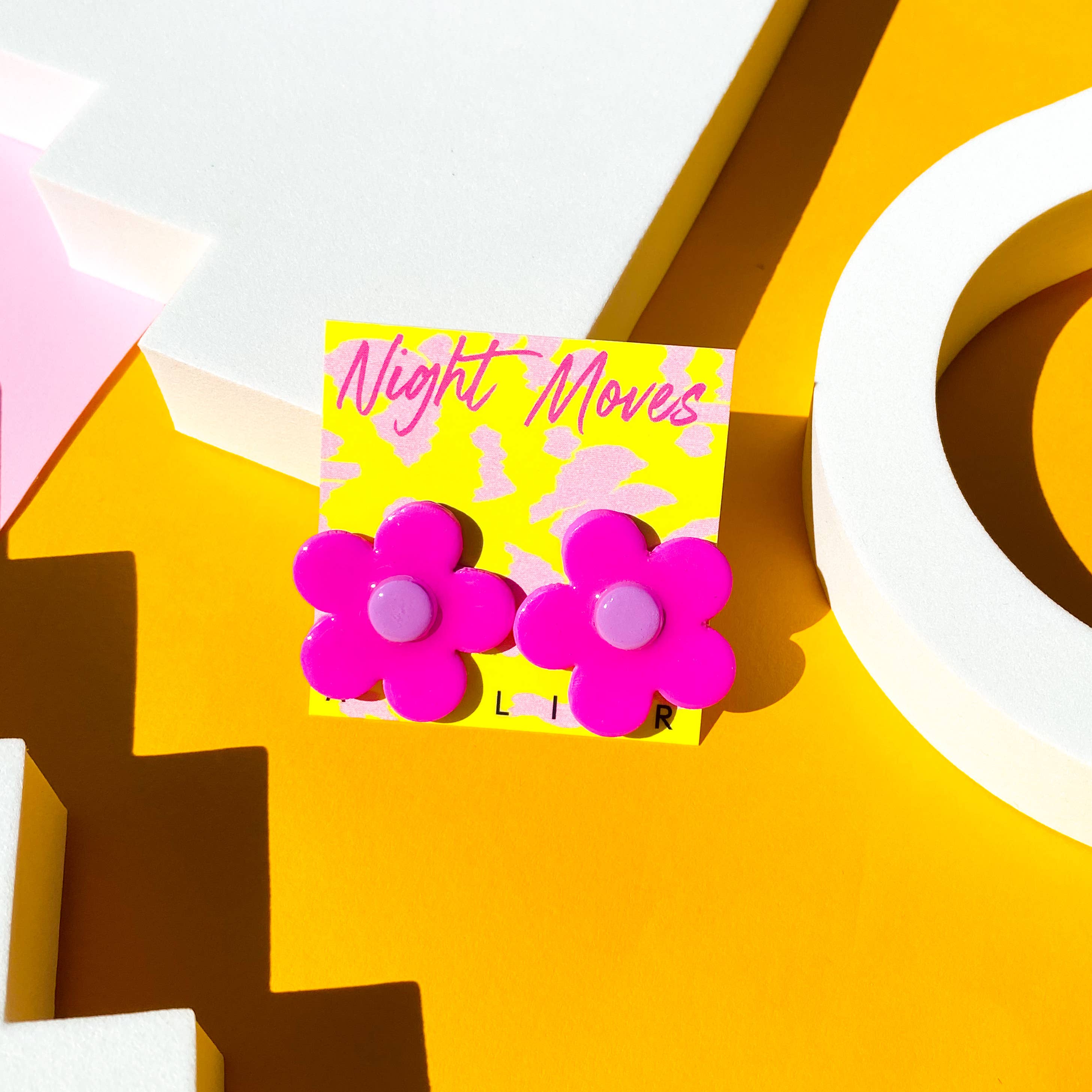 Night Moves Atelier - Wholesale Stud/Post Earrings - Polymer Clay Retro Daisy Stud Earrings3