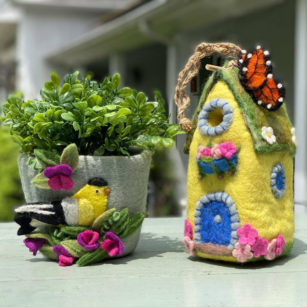 dZi Handmade - Wholesale Bird House - Monarch Cottage Birdhouse2