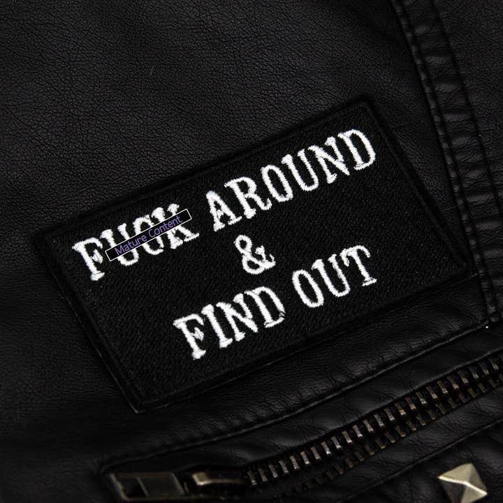 F* ck rond en ontdek opstrijkbare geborduurde patch voor wholesale door Project Pinup