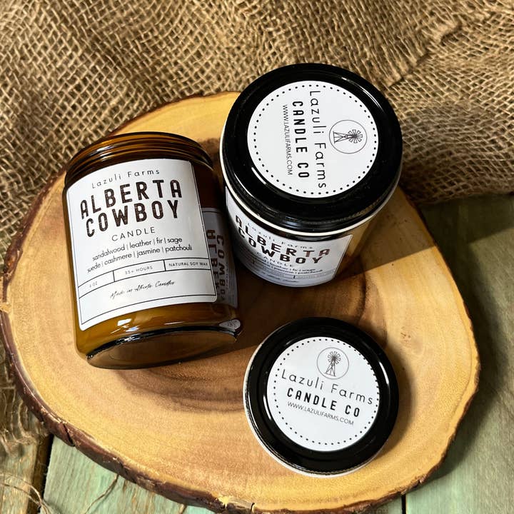 Alberta Cowboy-Kerze | Natürliche Sojawachs-Kerze | Leder, Wildleder, Patschuli, Fichte, Sandelholz, Gewürz für den Großhandel von Lazuli Farms