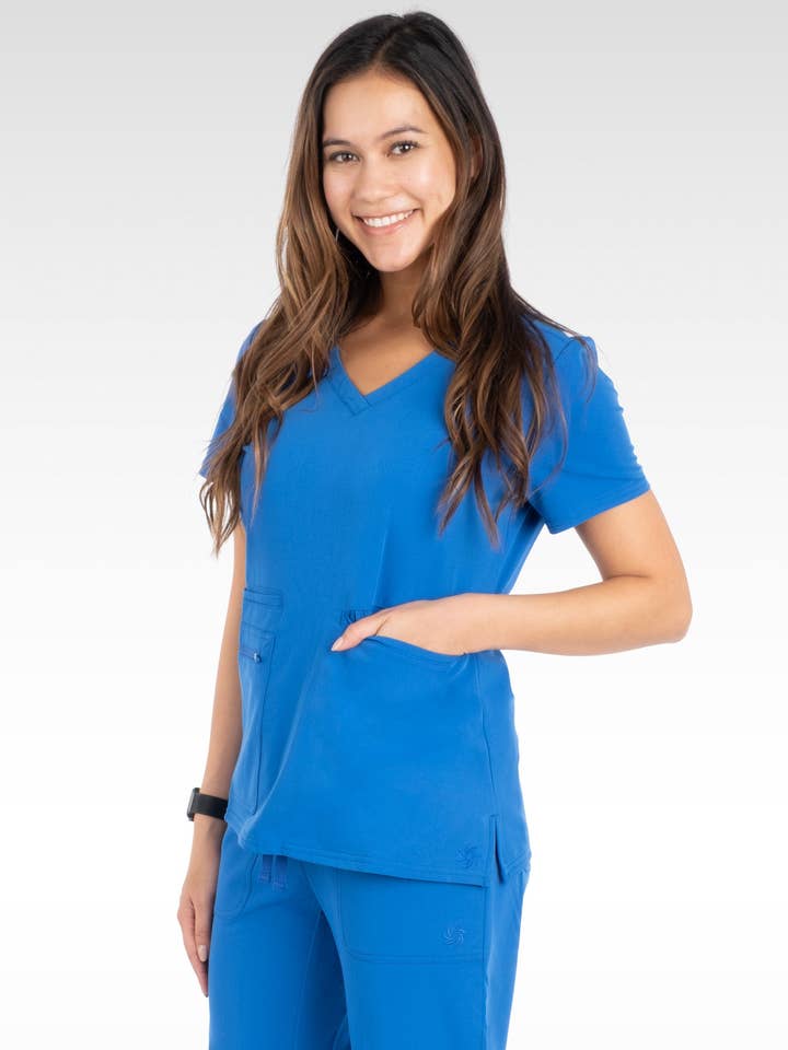 Aura Naturale - Wholesale Uniform voor gezondheidszorg - Dames - Kara Dames Ronde Hals Scrubstop met 4 Zakken (94002)28